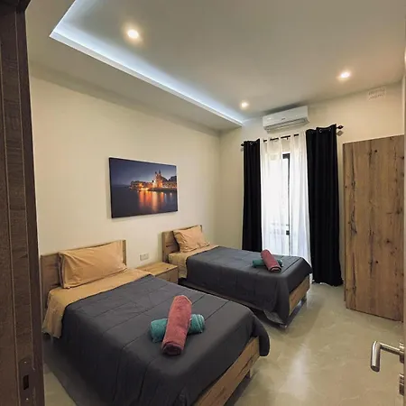 Apartment Diamonds Country-view *